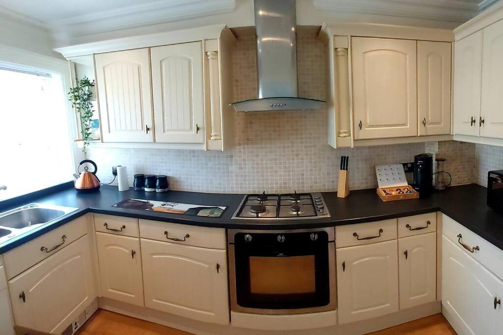 Beautifully Appointed, Period Seaside Apartment Folkestone Dış mekan fotoğraf